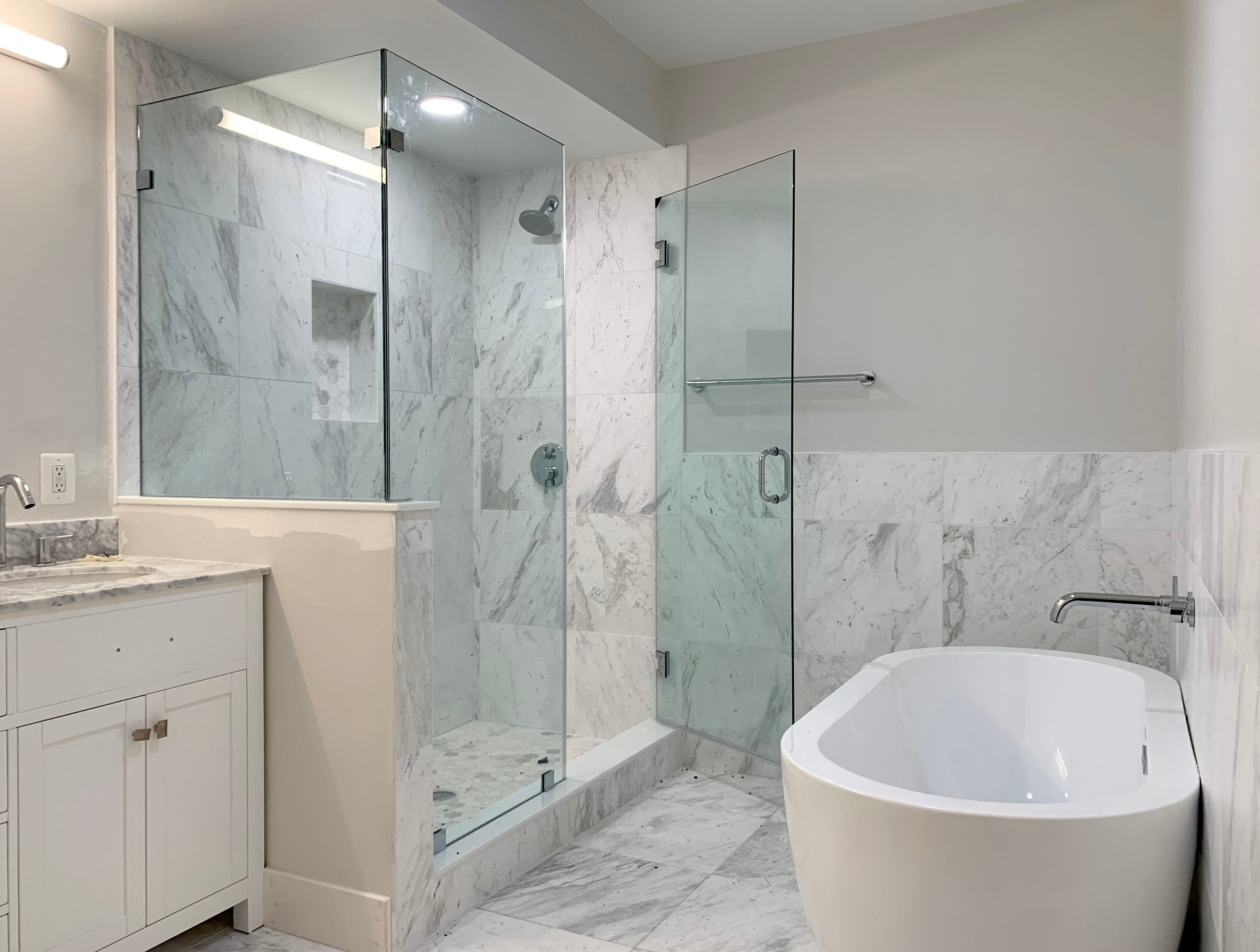Luxury Corner Shower Door